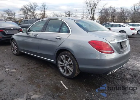 2015 Mercedes-Benz C 300 4Matic from USA, damaged, VIN 55SWF4KB4FU037169